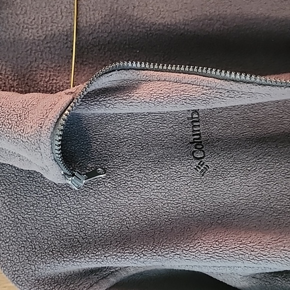 Columbia Core Interchange men's large fleece jacket, EUC, no damage, smoke free - Picture 4 of 6